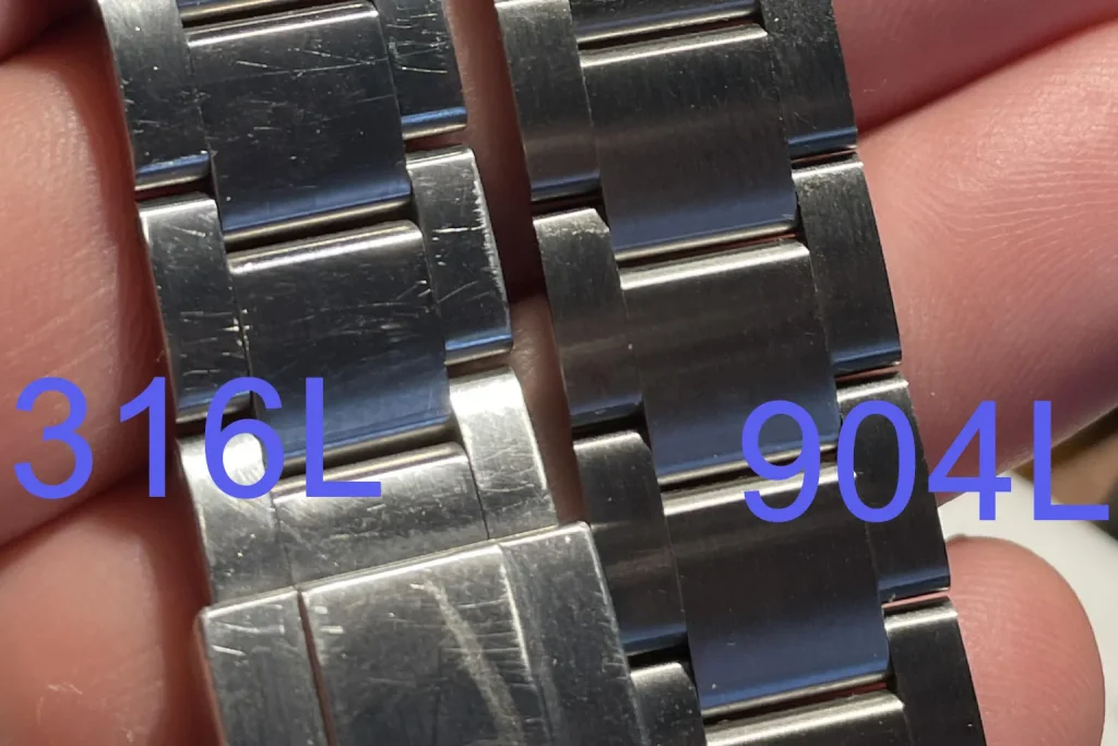 Side-by-side comparison of wear on 316L and 904L stainless steel watch bracelets after regular use.